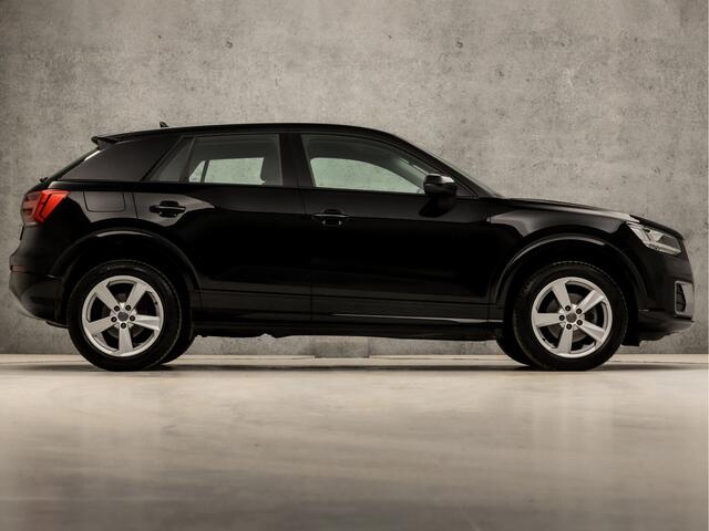 Audi Q2 30 TFSI Sport (VIRTUAL COCKPIT, APPLE CARPLAY, GROOT NAVI, KEYLESS, ADAPTIVE CRUISE, CLIMATE, SPORTSTOELEN, LED KOPLAMPEN, PARKEERSENSOREN, NIEUWSTAAT)