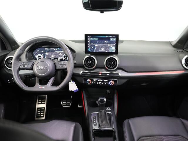 Audi Q2 35 TFSI S Edition 150 pk S-tronic | Verlengde garantie | Navigatie | Parkeersensoren achter | Adaptieve cruise control | Matrix LED koplampen | S-line |