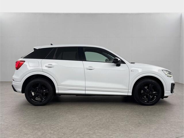 Audi Q2 35 TFSI CoD Sport S-line 150PK Clima Cruise Navi LED PDC 17''LMV