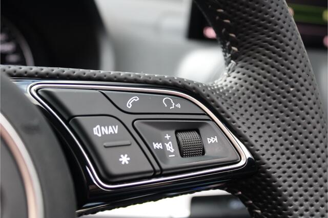 Audi Q2 35TFSi 3x S-Line | Pano | Dealer o.h. |