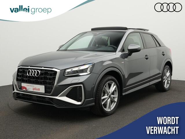 Audi Q2 35 TFSI 150 pk S-tronic Advanced edition / S-Line | Matrix LED | Pano | Stoelverwarming | Cruise | Park Assist | 18 inch