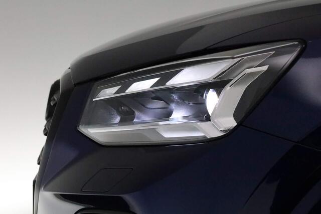 Audi Q2 35 TFSI S Edition 150 pk S-tronic / S-Line | Pano | Camera | Keyless | Matrix LED | Sportonderstel | Virtual Cockpit | 17 inch