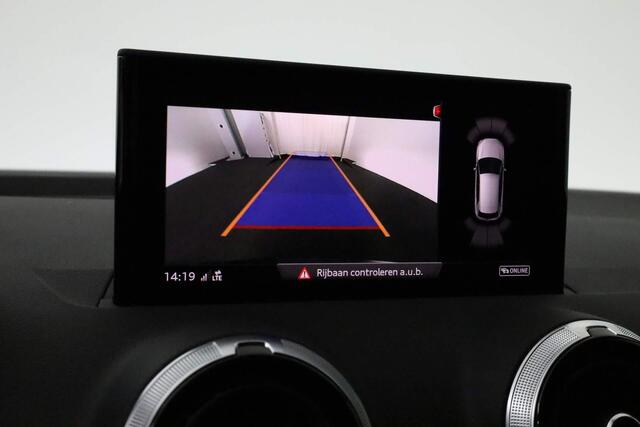 Audi Q2 35 TFSI S Edition 150 pk S-tronic / S-Line | Pano | Camera | Keyless | Matrix LED | Sportonderstel | Virtual Cockpit | 17 inch