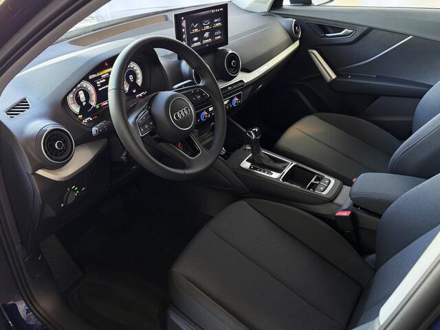 Audi Q2 35 TFSI 1.5 S EDITION FACELIFT 150 PK VIR.COCKPIT TOUCHSCREEN CARPLAY NAVI CAMERA LED STOELVERW. PDC 12/2024 "Audi rijden begint bij Topautos.nl - 20 Audi topmodellen direct op voorraad!"