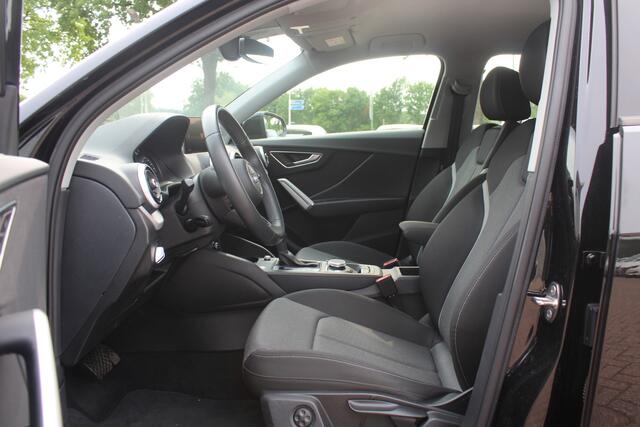 Audi Q2 35 TFSI Business Edition S-Line / Virtual Cockpit / Camera / Apple CarPlay / ACC / DAB / Keyless / 17'' / Matrix LED / Stoelverwarming / Elektr. achterklep