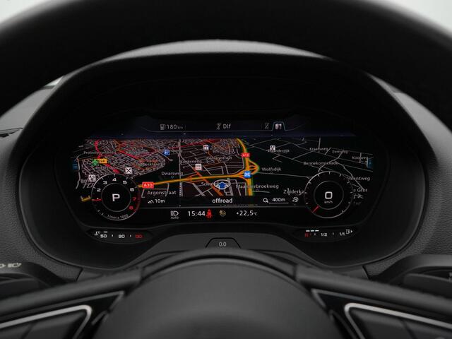 Audi Q2 35 TFSI 150 pk S-tronic S Edition / S-Line | Panoramadak | Matrix LED | Achteruitrijcamera | Navigatie | Stoelverwarming