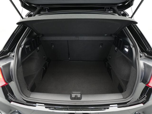 Audi Q2 35 TFSI 150 pk S-Tronic S Edition Optiek zwart, Matrix led, Navi, Climatronic