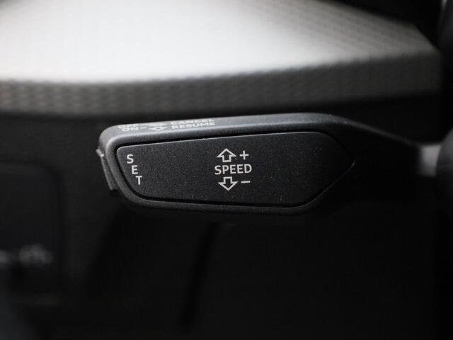 Audi Q2 35 TFSI/150PK Pro Line ·Apple/Android Car Play · Clima · Navigatie · Parkeersensoren ·