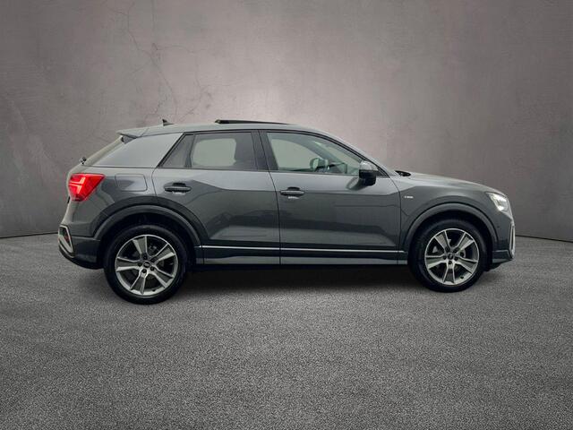 Audi Q2 35 TFSI Edition one | Pano | Camera | ACC | Carplay | Matrix-led | Keyless |