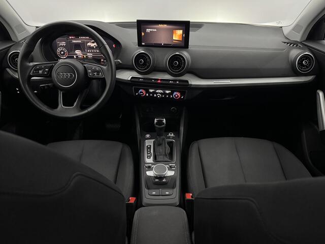 Audi Q2 35 TFSI S Edition Camera, Navi, Keyless start, Virtual desk, Elektrische achterklep, Cruise control adaptief, Stoelverwarming