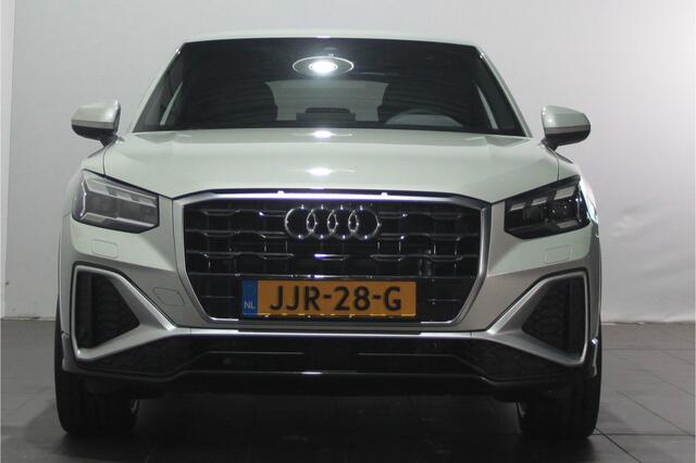 Audi Q2 35 TFSI S Edition - Automaat - Camera / Carplay / Stoelverw.