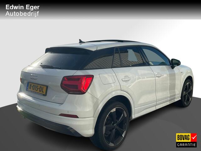 Audi Q2 35 TFSI S Edition, Automaat, Panorama/schuifdak