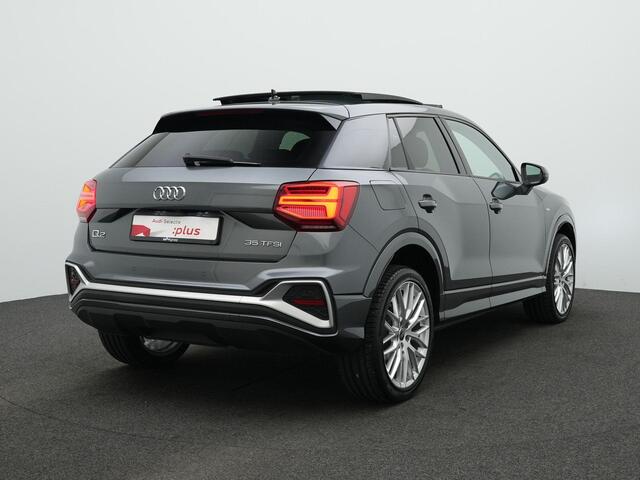 Audi Q2 35 TFSI 150 pk S-tronic S-Line | Panoramadak | Matrix LED | Achteruitrijcamera | Stoelverwarming | Adaptive Cruise