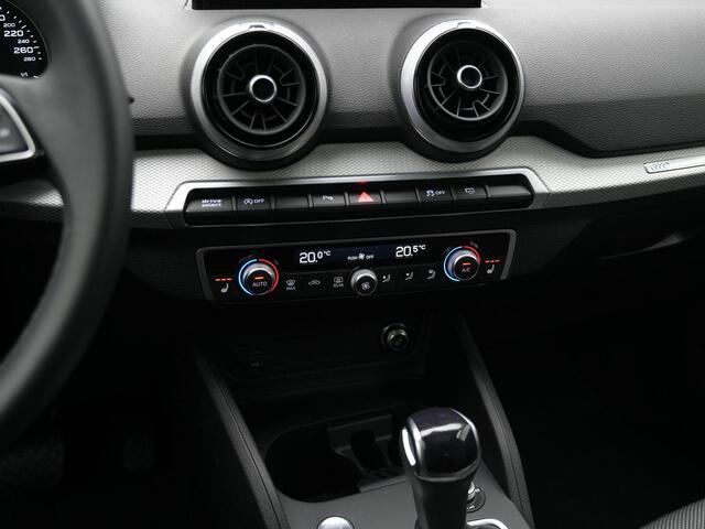Audi Q2 35 TFSI 150 pk S-tronic S-Line | Panoramadak | Matrix LED | Achteruitrijcamera | Stoelverwarming | Adaptive Cruise