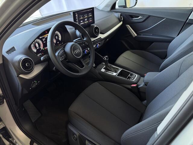Audi Q2 35 TFSI 1.5 11/2024 ?NIEUW MODEL? S EDITION 150PK VIR.COCKPIT 18''LMV TOUCHSCREEN CARPLAY NAVI CAMERA LED STOELVERW. PDC 11/2024 "Audi rijden begint bij Topautos.nl - 20 Audi topmodellen direct op voorraad!"