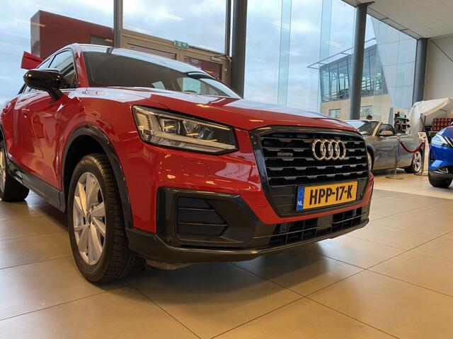 Audi Q2 40 TFSI quattro epic AUTOMAAT/Navigatie/Virtual cockpit/Climate control/Adaptive cruise control/Achteruitrijcamera/Parkeersensoren rondom/Stoelverwarming/Elektrische achterklep/\Keyless/DAB/Lederen bekleding/17'' Lichtmetalen velgen.