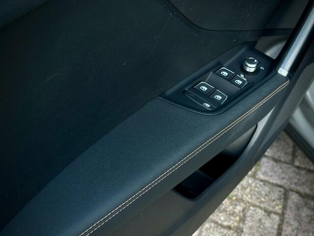 Audi Q2 1.4 TFSI S-LINE PANO|VIRTUAL|ACC|CARPLAY|MATRIX