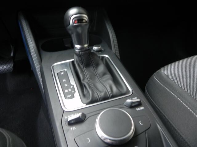 Audi Q2 1.0 TFSI limited Automaat