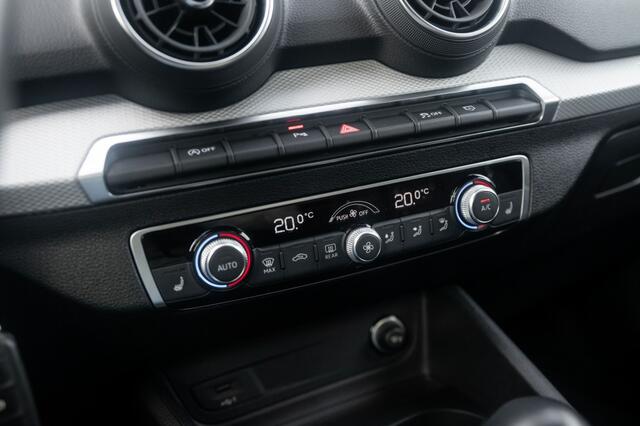 Audi Q2 35 TFSI, S-tronic, S-line, leer, LED, carplay, trekhaak