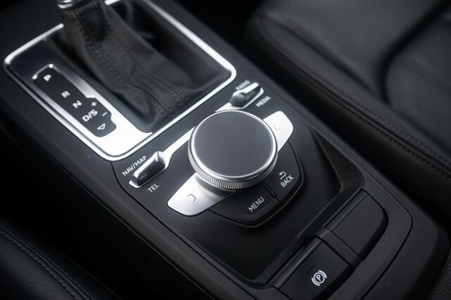 Audi Q2 35 TFSI, S-tronic, S-line, leer, LED, carplay, trekhaak