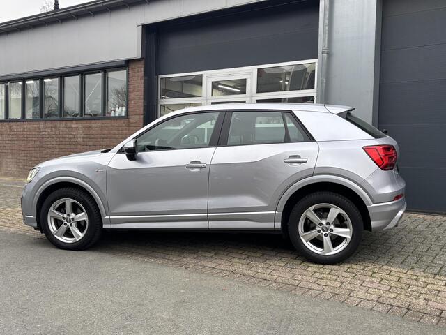 Audi Q2 35 TFSI CoD Sport S line Edition PDC
