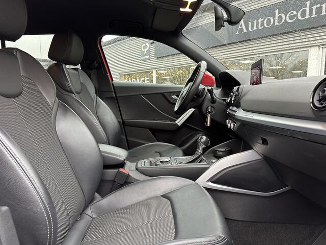 Audi Q2 1.4 TFSI CoD 2x S-Line | LED | Trekhaak | Navi | Cruise | 19" LM