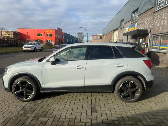Audi Q2 35 TFSI Business Edition | 2E EIGENAAR | 12MND GARANTIE | 150PK | CAMERA | NAVI | LED | STOELVERWARMING | TREKHAAK |