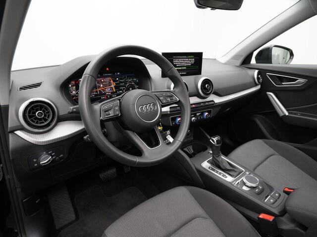 Audi Q2 35 TFSI 150 pk S-tronic S-Line | Panoramadak | Matrix LED | Achteruitrijcamera | Stoelverwarming | Navigatie