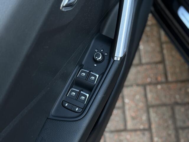 Audi Q2 30 TFSI epic als nieuw!! | Trekhaak | Navigatie | Cruise | Stoelverwarming | PDC Achter | Bluetooth | RIJKLAARPRIJS INCL 12 MAANDEN GARANTIE EN BEURT