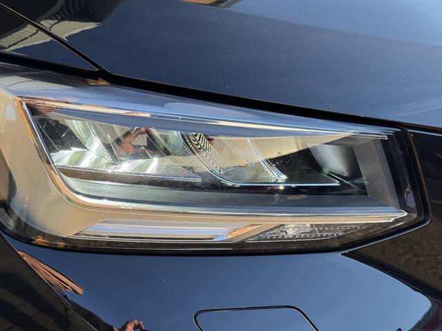 Audi Q2 35 TFSI S-line,Cam,Carpl,Navi,Cruise,Leer