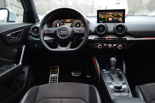 Audi Q2 35 TFSI CoD S-Line Aut. Led Panorama Virtual Camera Afn.trekh Keyless Pdc