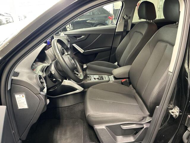 Audi Q2 30 TFSI 110pk S Edition · Camera · P-Sensoren · Navigatie · Stoelverwarming · 17'' Inch ·