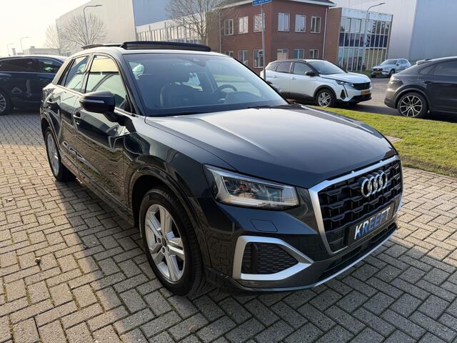 Audi Q2 35 TFSI S Edition Schuifdak