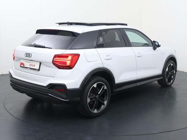 Audi Q2 35 TFSI S Edition | 150 PK | Automaat | Panoramadak | Adaptive Cruisecontrol | Stoelverwarming |