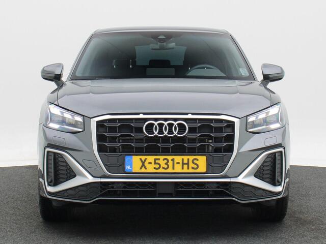 Audi Q2 35 TFSi S Edition 150 Pk Automaat | Zwart Optiek | Virtual Cockpit | Camera | LED | Trekhaak | 17 Inch | 41.329 Km!!