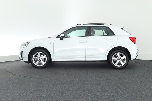 Audi Q2 35 TFSI 150pk S Edition Panoramadak Keyless Virtual Cockpit LED Koplampen S-Line