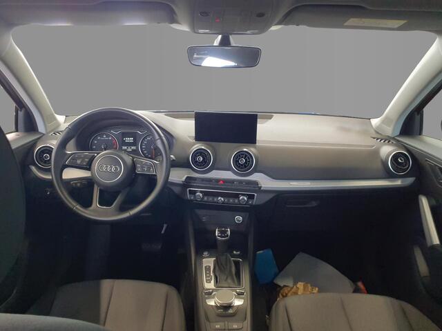 Audi Q2 35 TFSI 150pk Automaat Business Edition / Stoelverwarming / LED / Camera