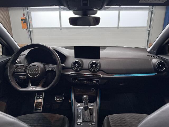 Audi Q2 35 TFSI S Edition 150 PK - PANORAMADAK - VITRUAL COCKPIT - AUTOMAAT - TREKHAAK - ADAPTIEVE CRUISE CONTROL - LANE ASSIST - LED LAMPEN