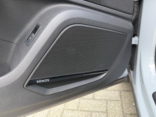 Audi Q2 35 TFSI S-LINE Virt cock/Camera/Apple