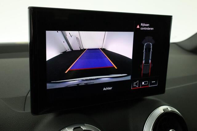 Audi Q2 S edition 35 TFSI 110 kW / 150 pk | Adaptive cruise control | Stoelverwarming | Assistentiepakket Parking