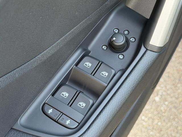 Audi Q2 35 TFSI 150pk S-tronic Advanced | Virtual | Camera | Carplay | Stoelverwarming | Rijklaar incl. garantie