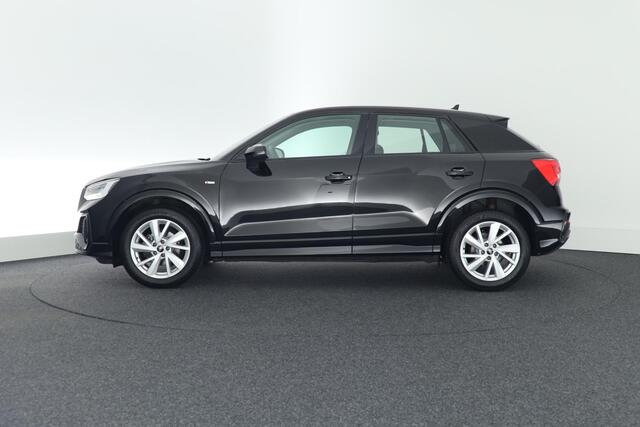 Audi Q2 35 TFSI 150pk S-Line Trekhaak Camera Leder Keyless Stoelverwarming Virtual Cockpit Navigatie