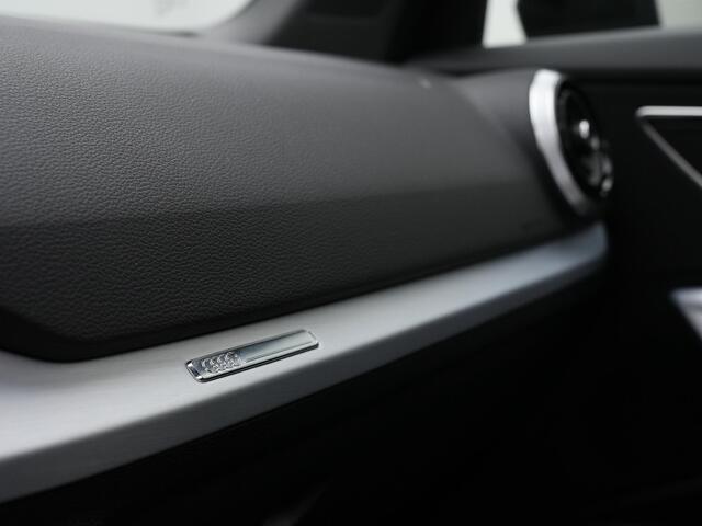 Audi Q2 35 TFSI 150 pk S-tronic S Edition / S-Line | Panoramadak | Matrix LED | Stoelverwarming | Virtual Cockpit