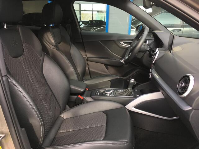 Audi Q2 35 TFSI S-line Matrix B&O Standverwarming