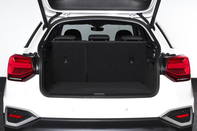 Audi Q2 35 TFSI S Edition 150 PK - Automaat | Dig. Cockpit | Adapt. Cruise | Stoelverw. | Matrix Led | Camera | NAV + App. Connect | ECC | Elek. Klep | LM 17" |