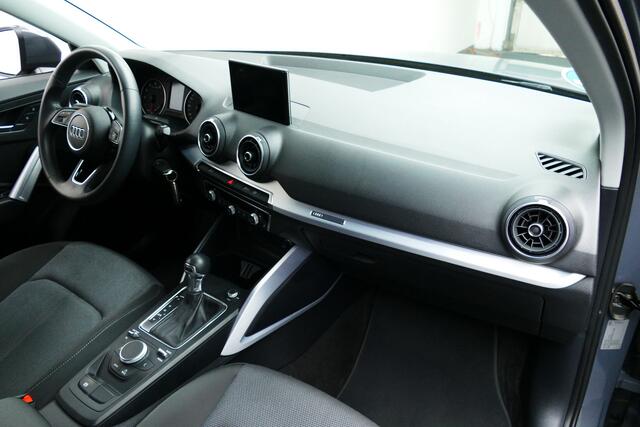 Audi Q2 35 150pk TFSI CoD Sport Pro Line. Navi, Clima, Cruise, StoelVerw, 17"LMV, Haak 1500kg