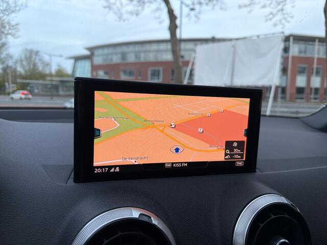 Audi Q2 30 TFSI S Edition | Digitale Cockpit | Stoel Verwarming | Achteruitrij Camera |