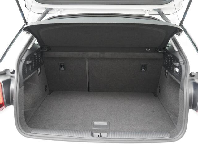 Audi Q2 1.0 TFSI Design Automaat - Navigatie - Climate Control - Lichtmetalen velgen