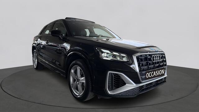 Audi Q2 35 TFSI 150Pk S Edition / Panodak / Stoelverwarming / Matrix LED