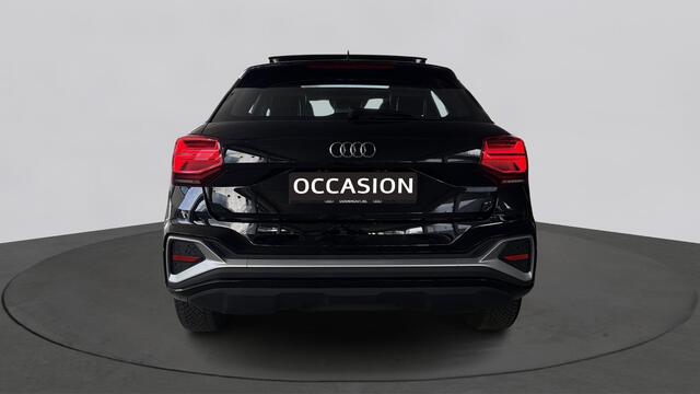 Audi Q2 35 TFSI 150Pk S Edition / Panodak / Stoelverwarming / Matrix LED
